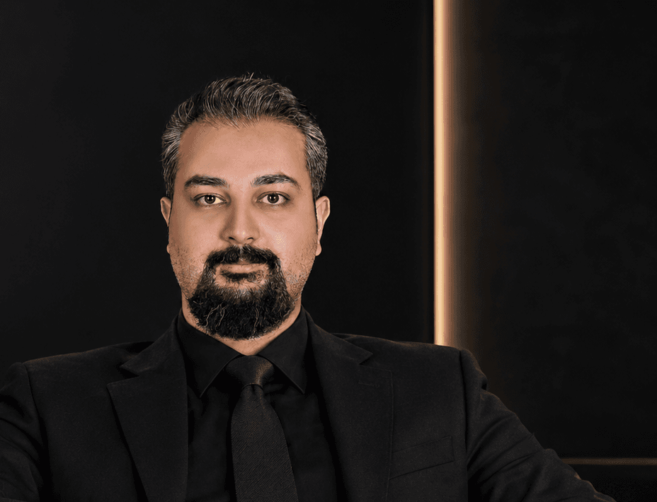 دکتر میلاد بنیات‌پور، متخصص پروتز، ایمپلنت و زیبایی دندان